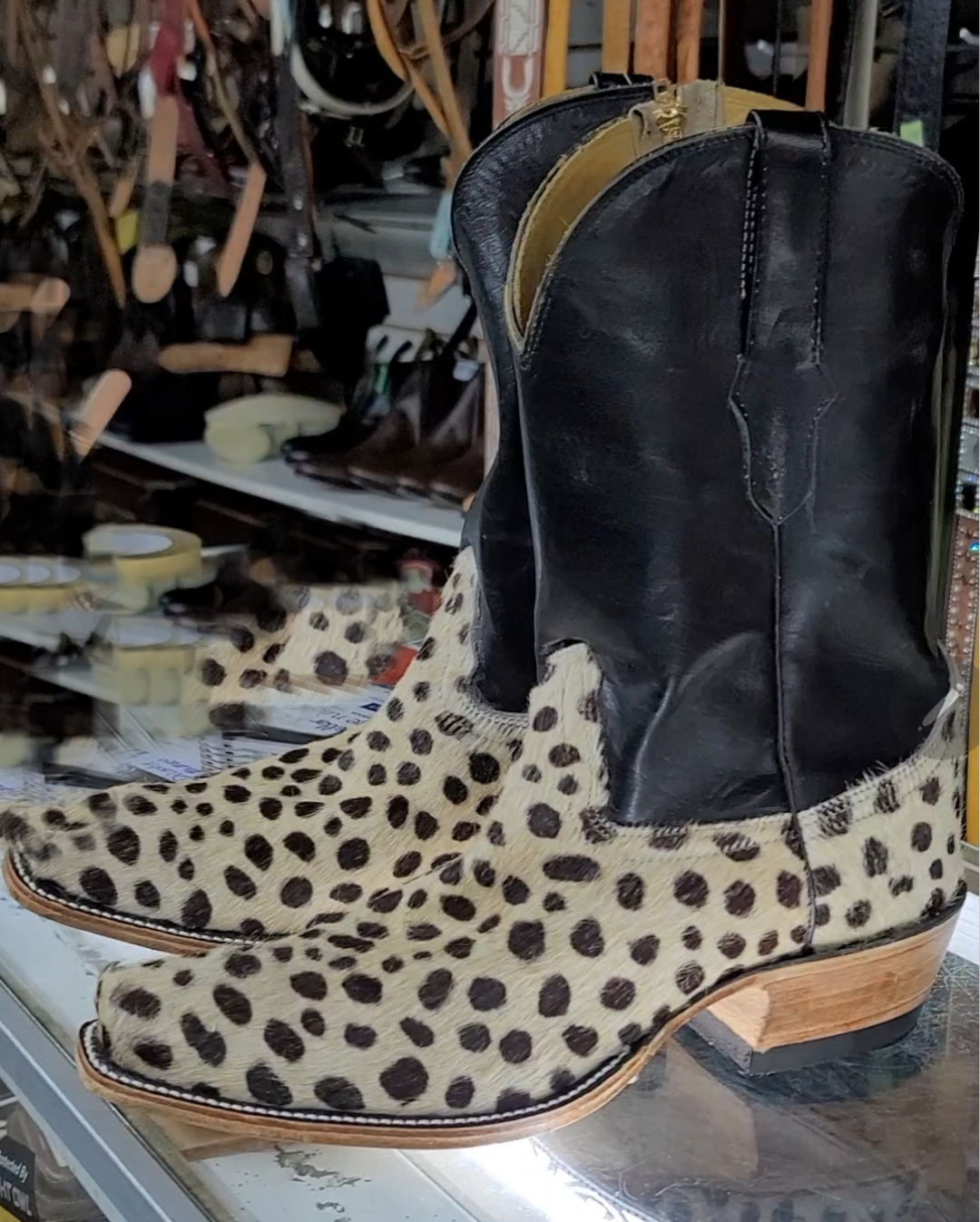 Giraffe custom design boots